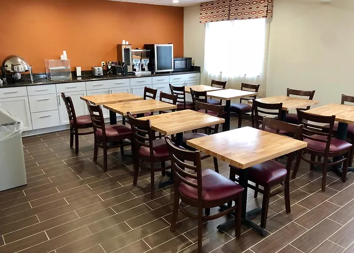 Ramada By Wyndham Hotel 2*