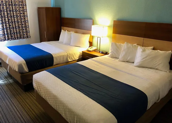 Ramada By Wyndham 2*