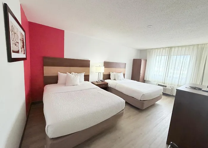 Hotel Ramada By Wyndham Effingham