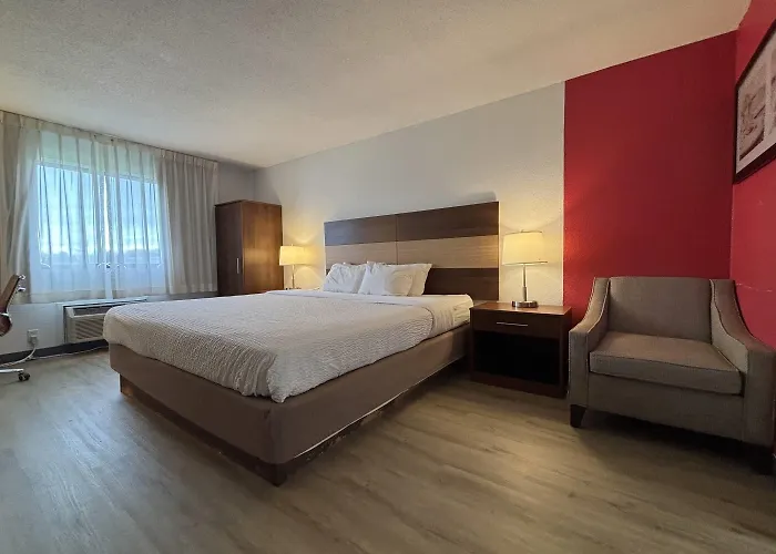 Ramada By Wyndham 2*