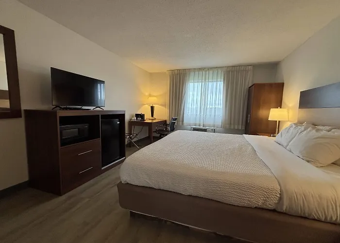 Ramada By Wyndham Hotel Effingham