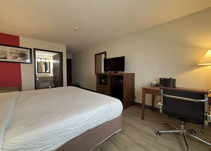 Hotel Ramada By Wyndham 2*